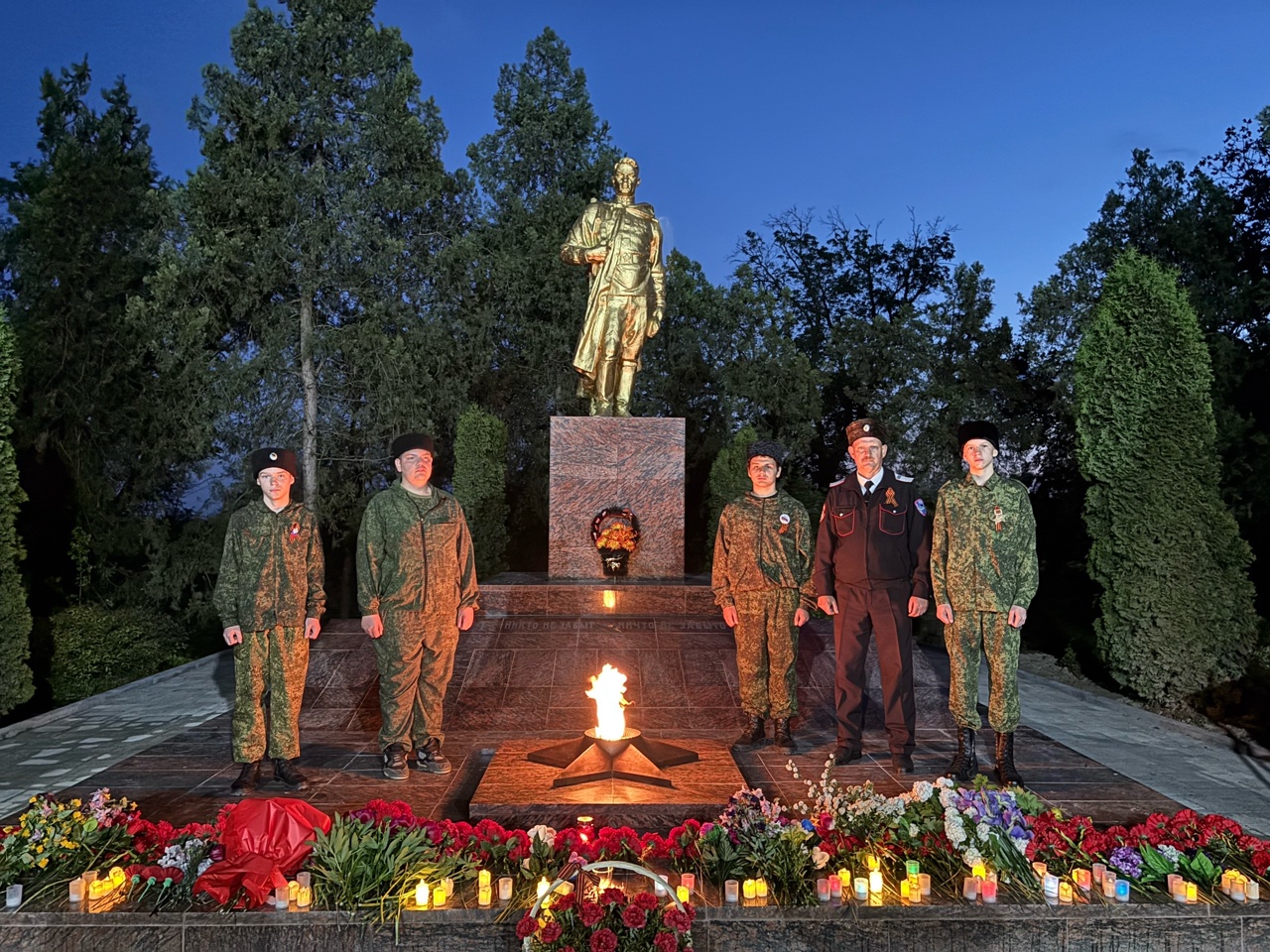 Свеча памяти.